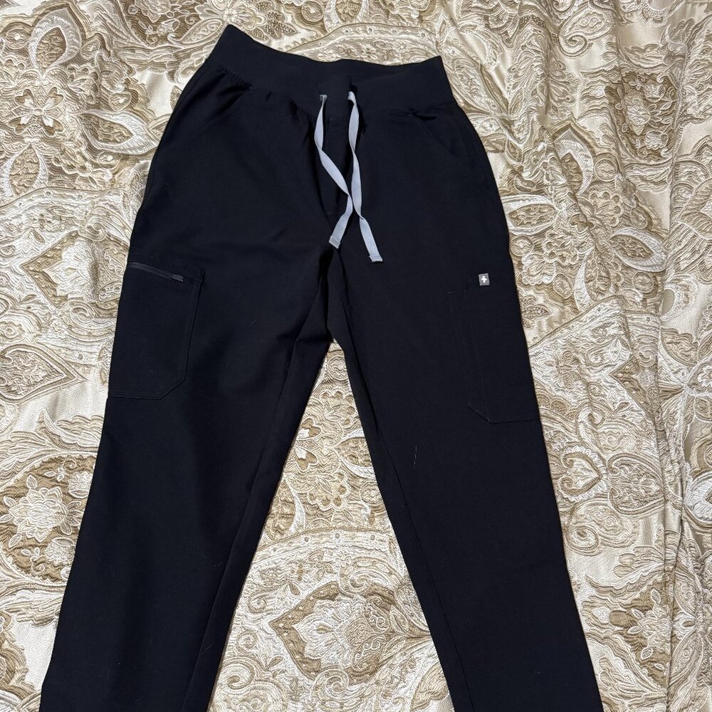 Figs Yola Skinny Scrub Pants Black
